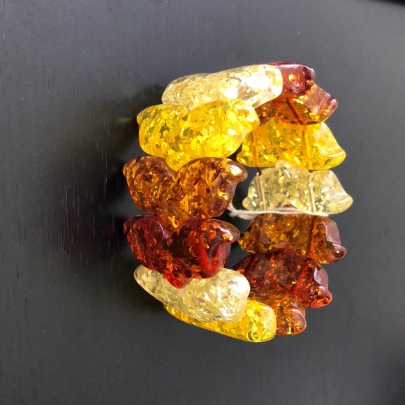 NEW set of artificial amber necklace and bracelet. - Picture 5 of 6